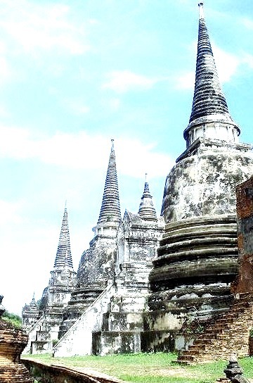 Impressive temples of Ayutthaya in Thailand