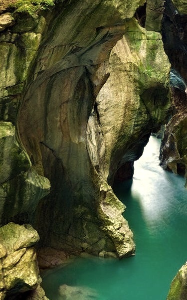The Dark Gorge, Austria