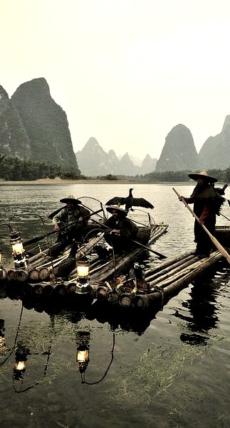 Fishermen and Cormorants on Li River, Guilin / China